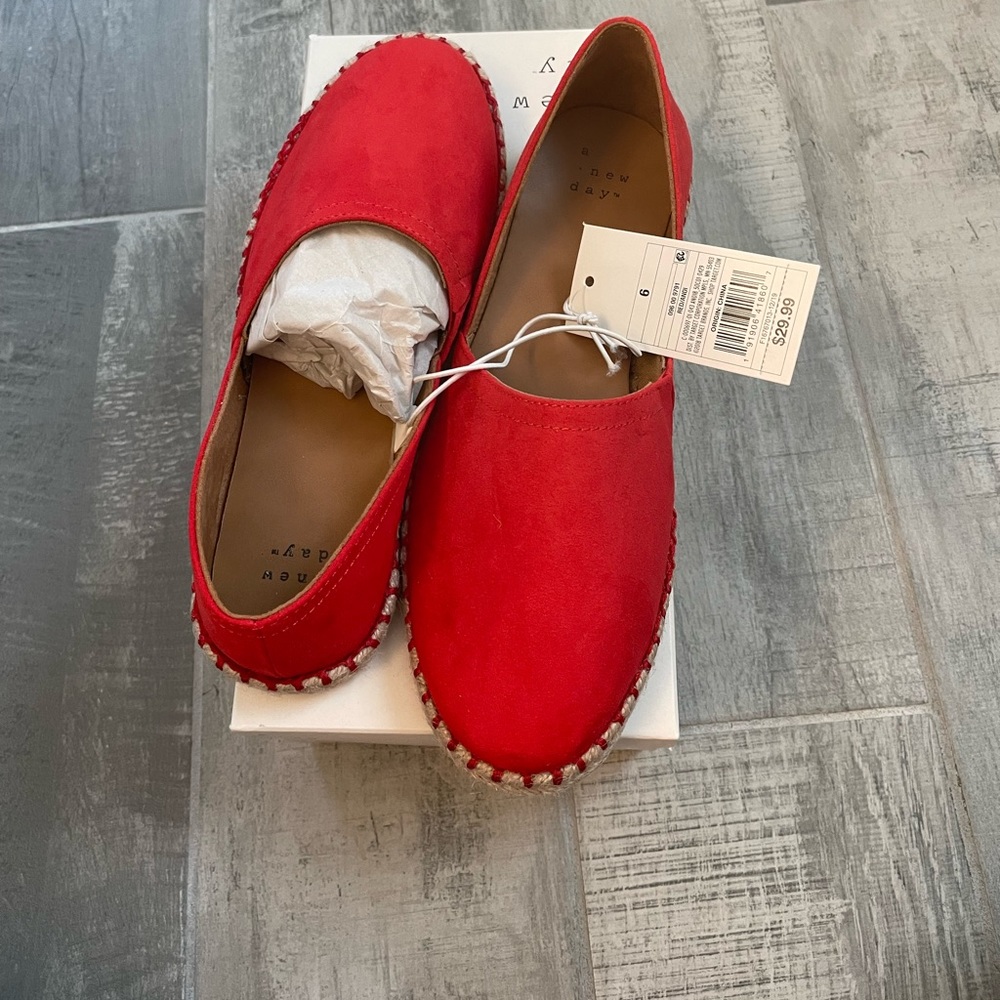 A New Day Red flats